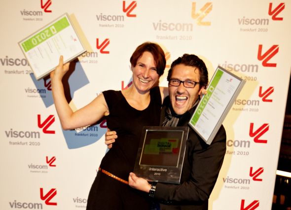Glückliche Gewinner auf der Viscom