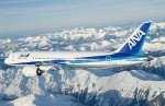 Fliegt auch mit Sharp-Display und Biosprit: Boeing 787 der japanischen ANA (Foto: Boeing)