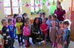 Die Kids vom Kindergarten St. Josef vor der Oster-Malaktion (Foto: Online Software AG) Die Kids vom Kindergarten St. Josef vor der Oster-Malaktion (Foto: Online Software AG)