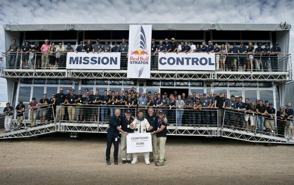 Red Bull Stratos Team (Foro: Red Bull)