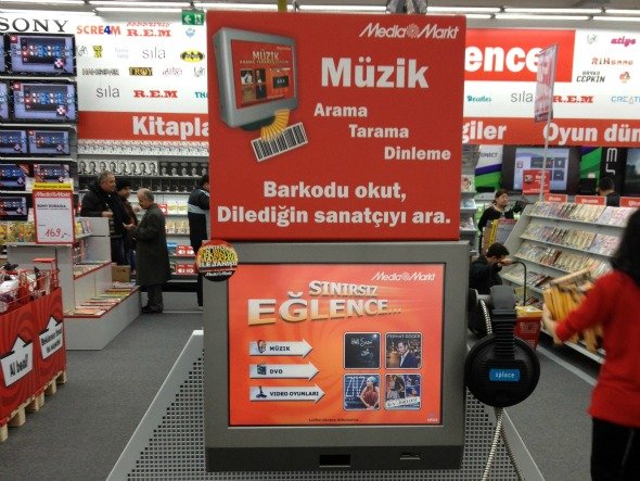 Installation der xplace in einem türkischen Elektronikmarkt