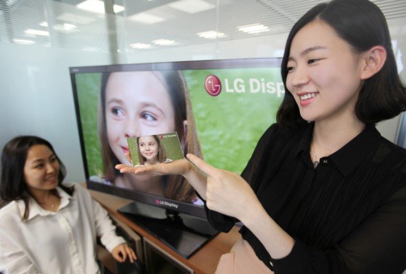 LG Display stellte Ende Mai ein 5” Full HD LCD Panel vor (Foto: LG Display)