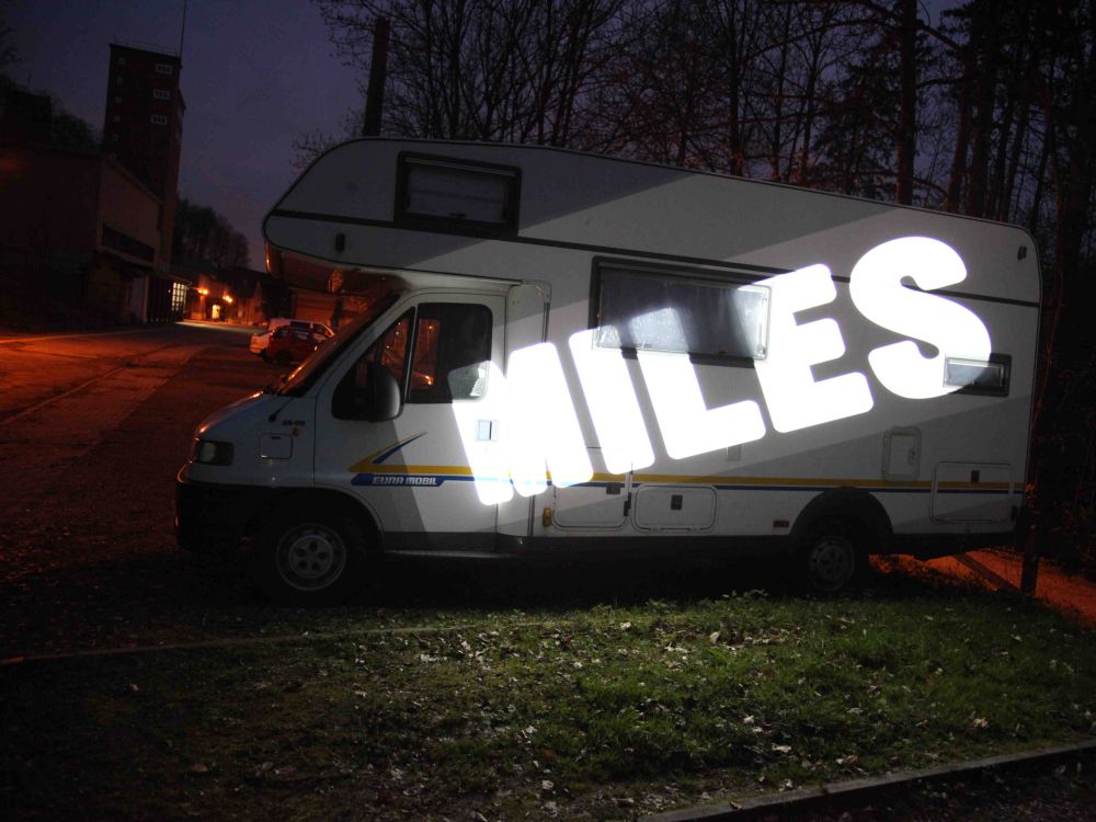 Lichtinstallation "Miles" für die KGU (Foto: SCC Kommunikation)