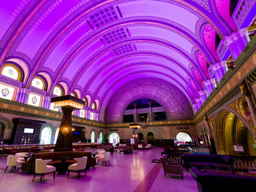 Große Halle des Hotels The Grand Hall St Louis (Foto: The Grand Hall)