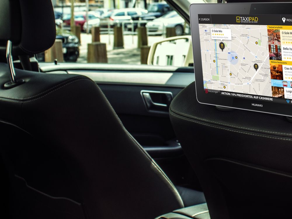 Taxi mit Tablet-Screen für den Fahrgast (Foto: Taxipad)