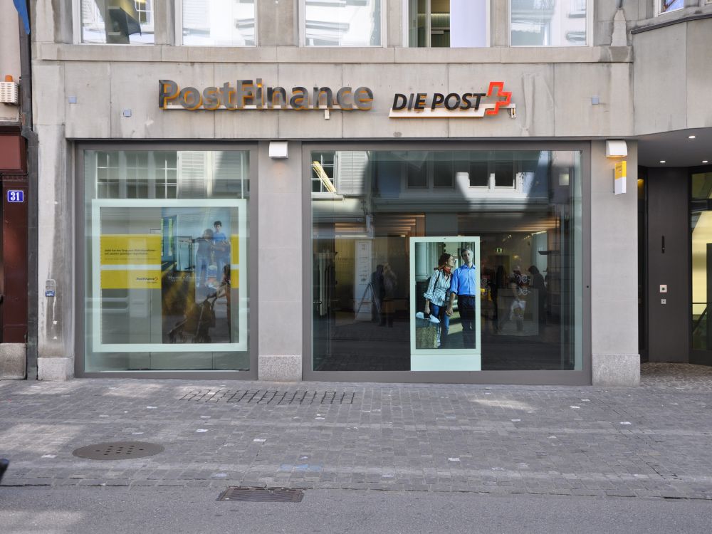 High Brightness-Lösung in einem PostFinance Center in Zürich (Foto: Inputech)