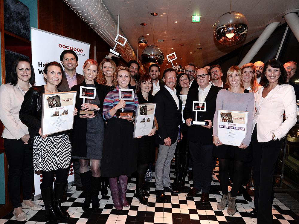 Gruppenbild mit Gewinnern - Verleihung der Rolling Board Creative Trophy 2015 (Foto: Gewista)