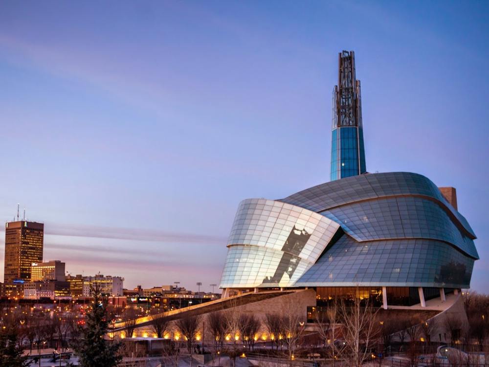 Das Canadian Museum for Human Rights in Winnipeg mit seinem markanten Tower of Hope (Foto: David Steinberg / Electrosonic)