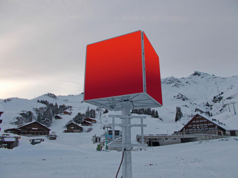 Der Berg ruft, der Konsument kommt - der Werbungtreibende auch - neuer Werbe Cube in Champéry (Foto: APG|SGA Mountain)