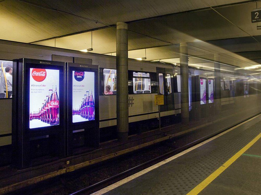 Case Study So funktioniert Clear Channel DooH Netz