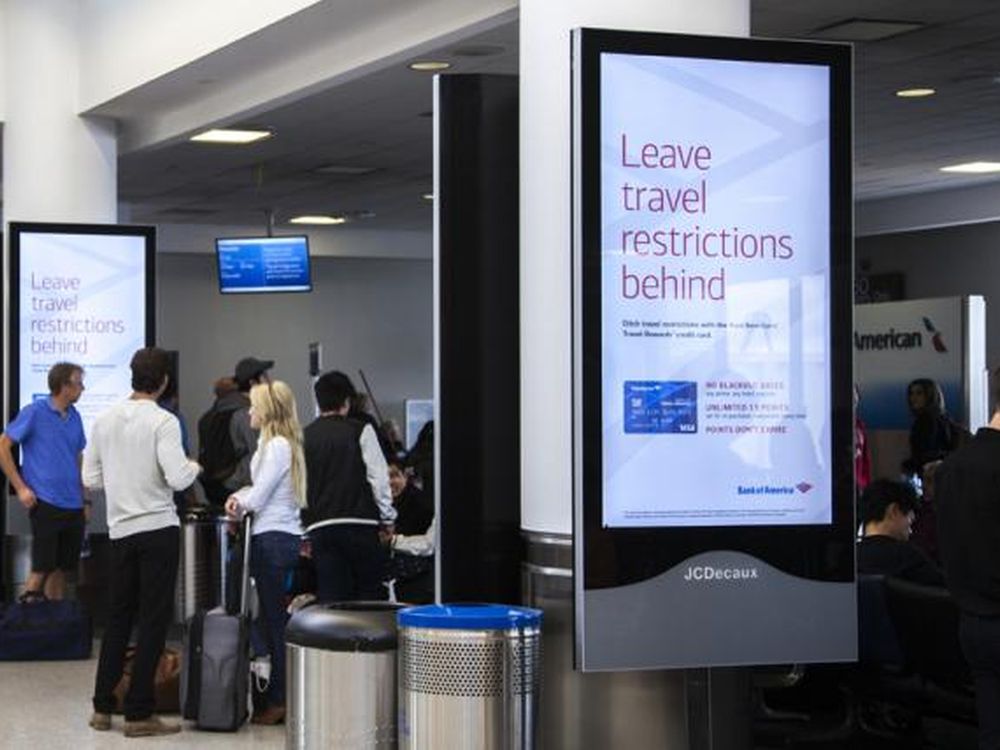 Bank of America warb an 6 großen Airports in DooH (Foto: JCDecaux)