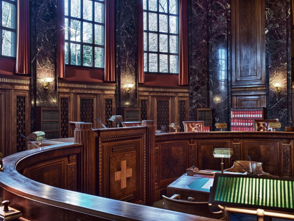 Großer Gerichtssaal im Bundesgericht in Lausanne - APG und Clear Channel streiten hier (Foto: Schweizerisches Bundesgericht)