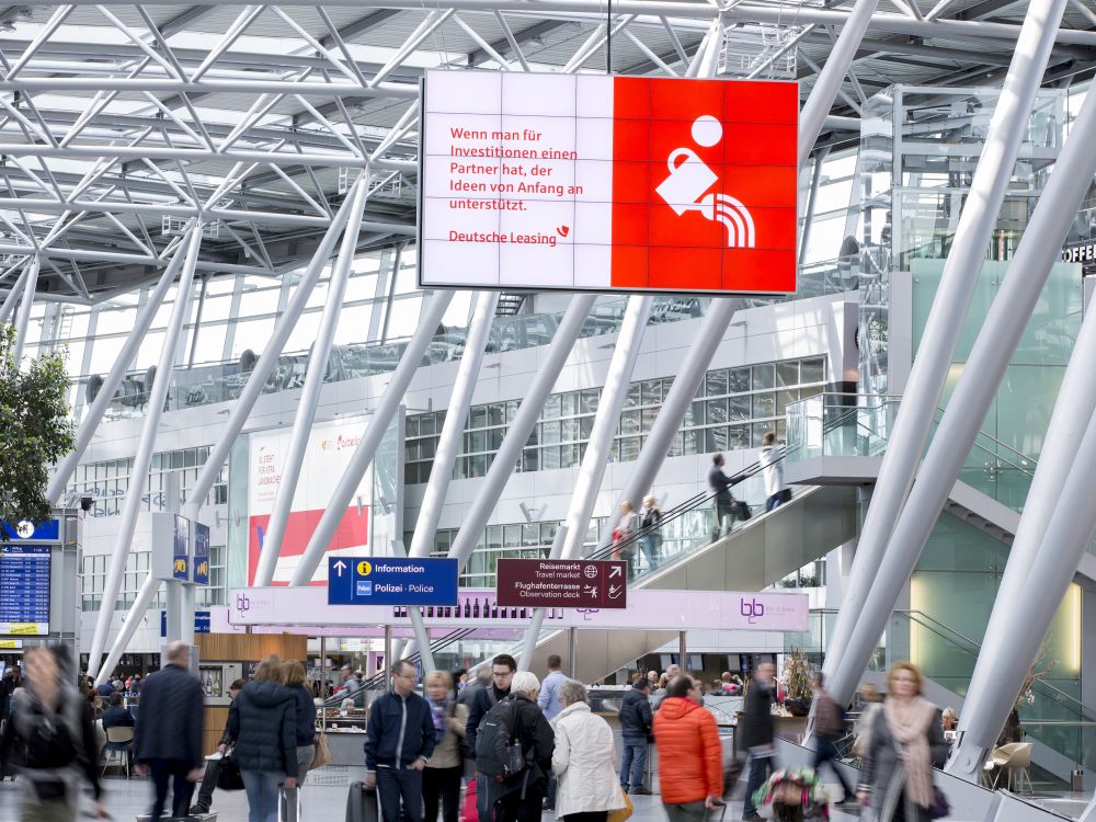 Neues DUS AD BOARD Terminal - nahe an hoch frequentierten Laufwegen (Foto: Flughafen Düsseldorf / Andreas Wiese)