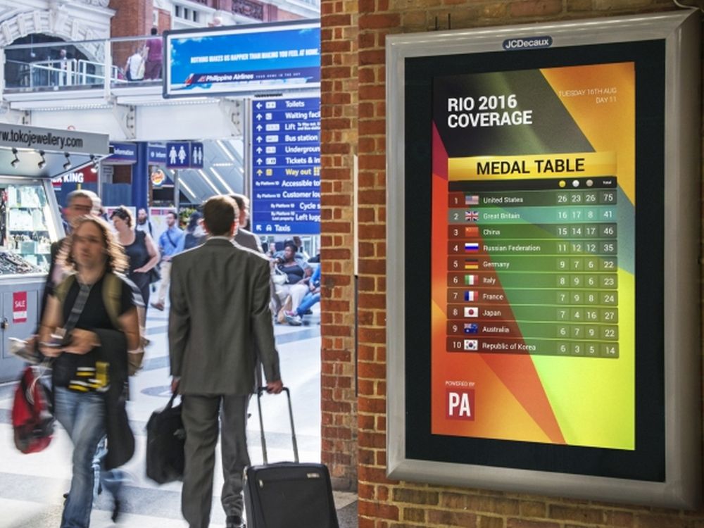 News zu Rio 2016 auf einem DooH Screen in Großbritannien (Foto: JCDecaux)