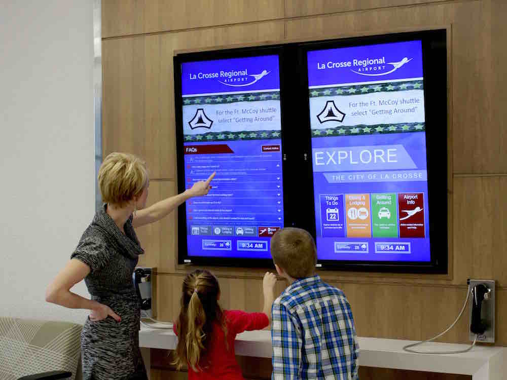 In La Crosse installierte Interaktive Touch Kioske (Foto: Tightrope Media Systems )
