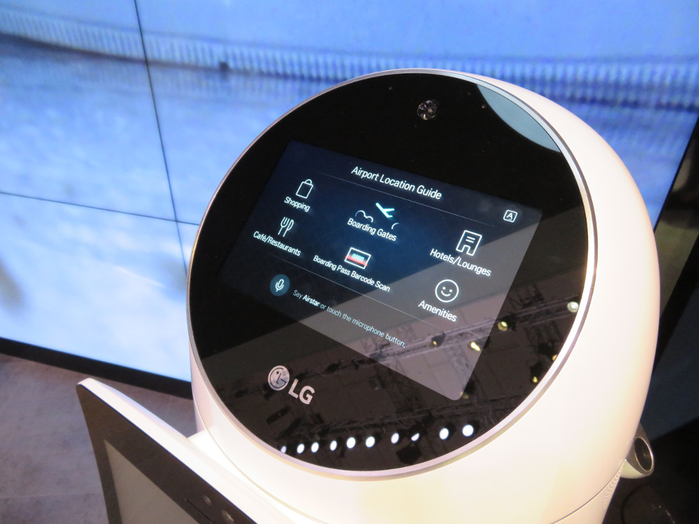 LG Roboter für Flughafen-Auskünfte (Foto: invidis)