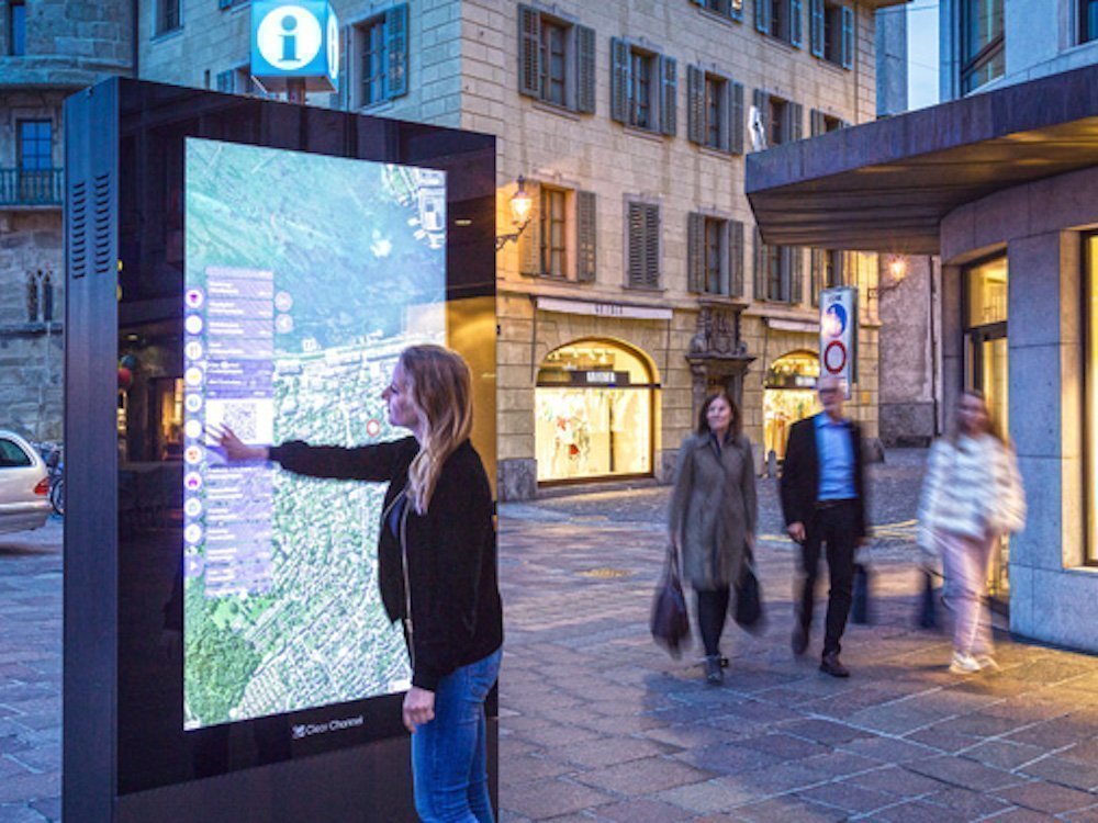 Digitale Citymap in Luzern (Foto: Clear Channel)