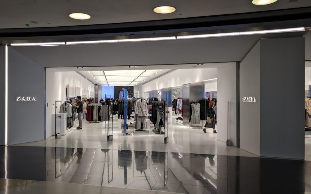 Digitales Storytelling 2 Zara bringt Roboter und Online Pickup in