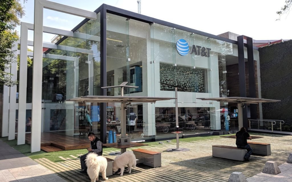 invidis Site Inspection: AT&T Smart City Flagshipstore in Mexico City ...