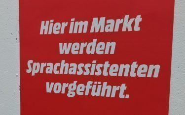 Achtung Sprachassistent - Mediamarkt München (Foto: invidis)