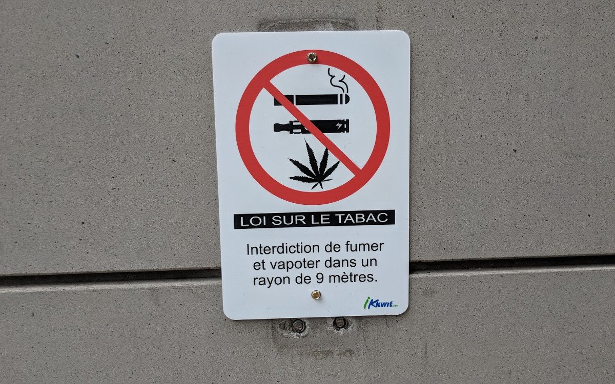 Eindeutige Message - No Smoking in Montreal (Foto: invidis)
