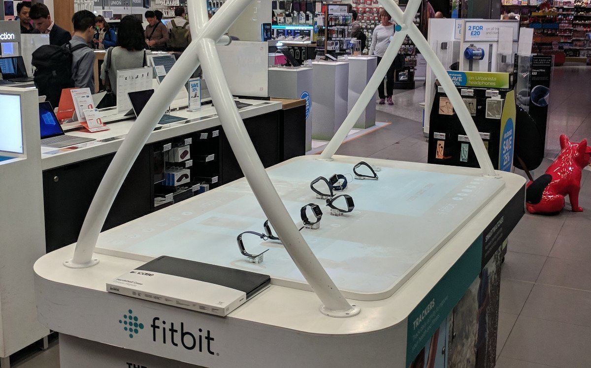 FitBit PoS-Element am Flughafen Heathrow (Foto: invidis)