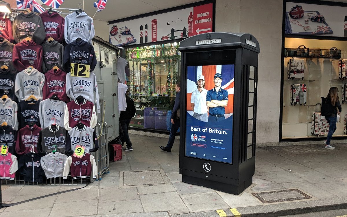 Digitale Telefonzellen in London (Foto: invidis)