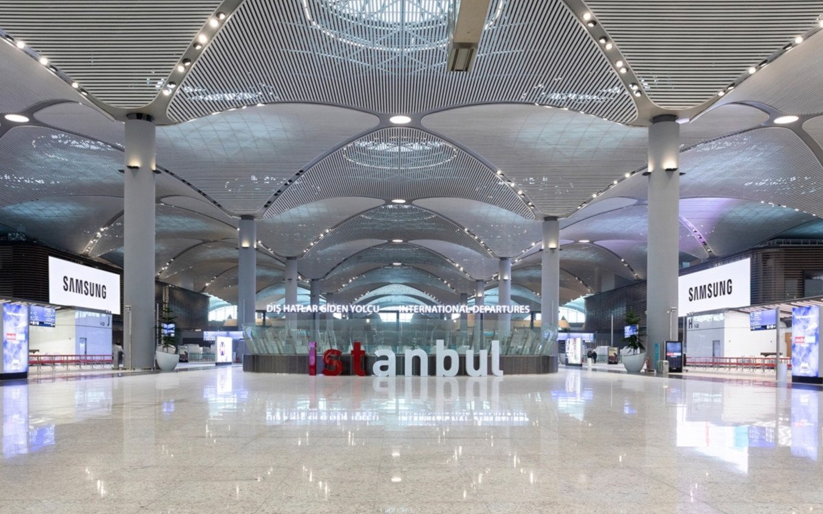 DooH am Flughafen Istanbul (Foto: Samsung)