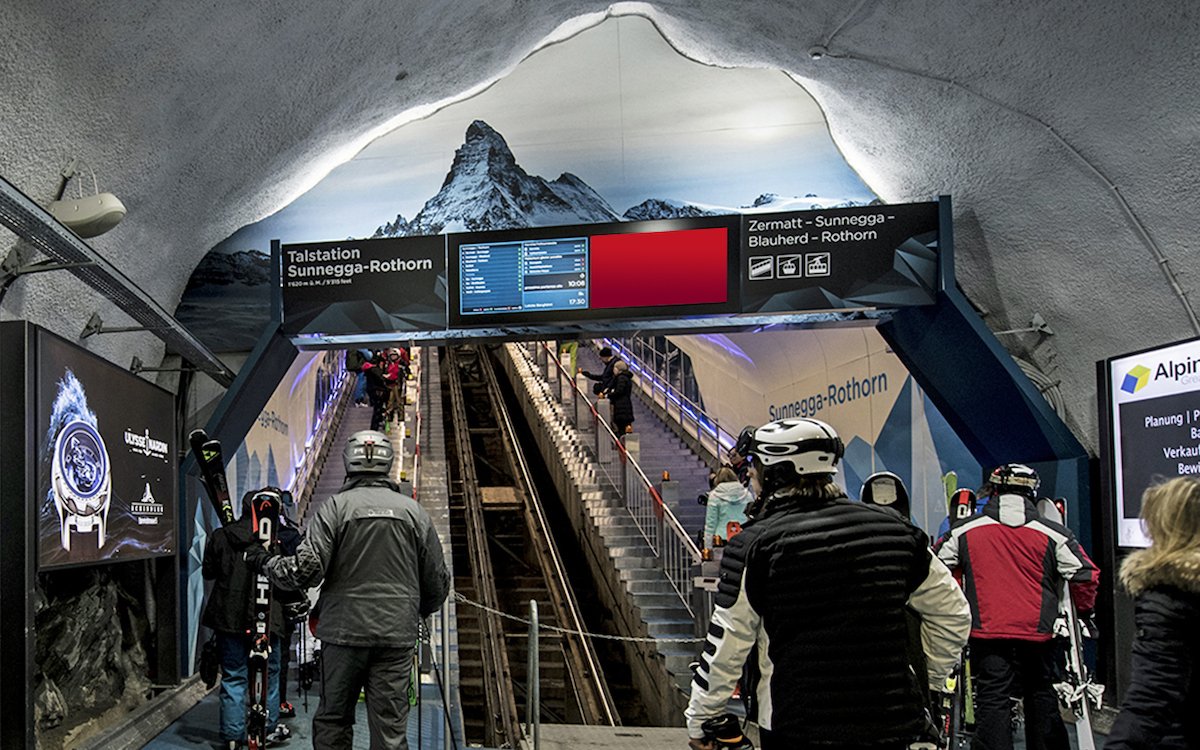 In Zermatt sind neue Doppel-Screens installiert worden (Foto: APG|SGA Mountain)