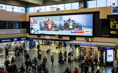 DooH Screen in Großbritannien (Foto: Outsmart)