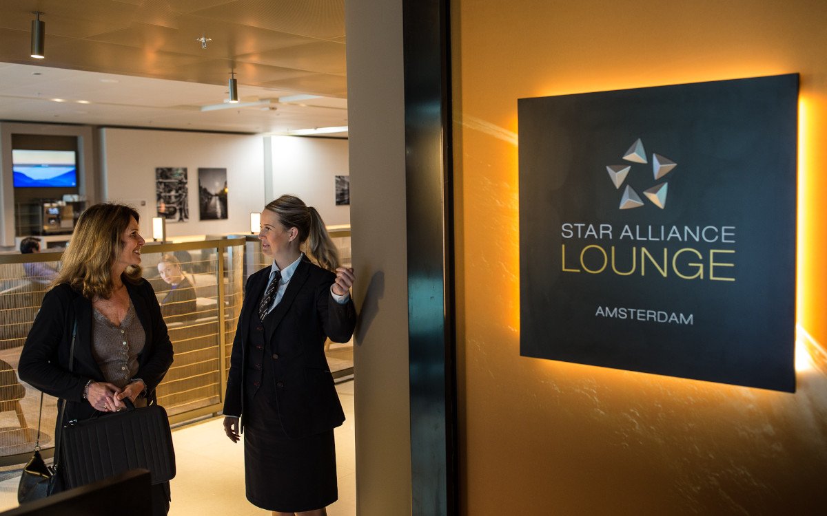Nicht nur an der Lounge - Zutrittskontrolle via Gesichtserkennung bei der Star Alliance mit NEC (Foto: Star Alliance)