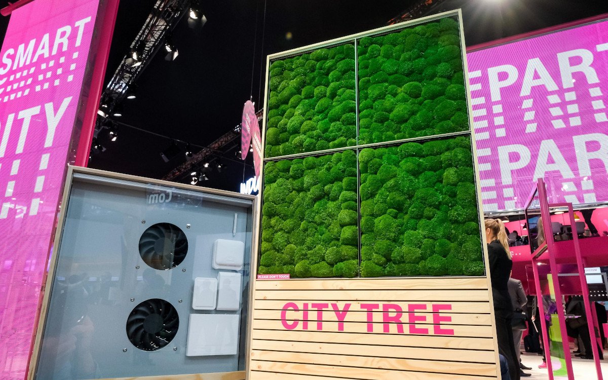 City Tree Vorgängermodell noch ohne DooH-Screen (Foto: Telekom)