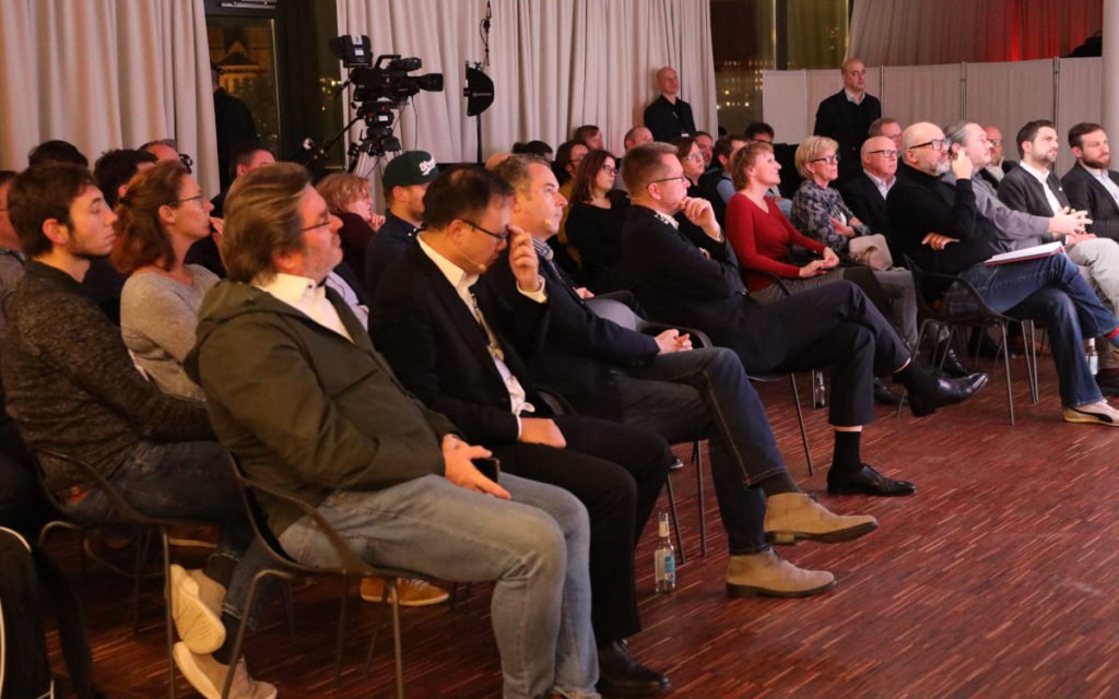 Digital Signage Events: Nachhaltige Medientechnik mit Cold LED | invidis