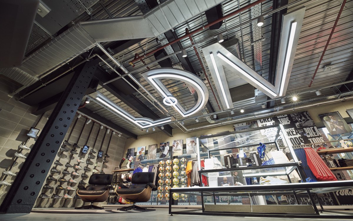 Adidas London Flagship mit über 100 digitalen Touchpoints (Foto: Adidas)