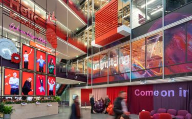 Neue Zentrale von Virgin Media in Reading/UK (Foto: Dalziel & Pow)