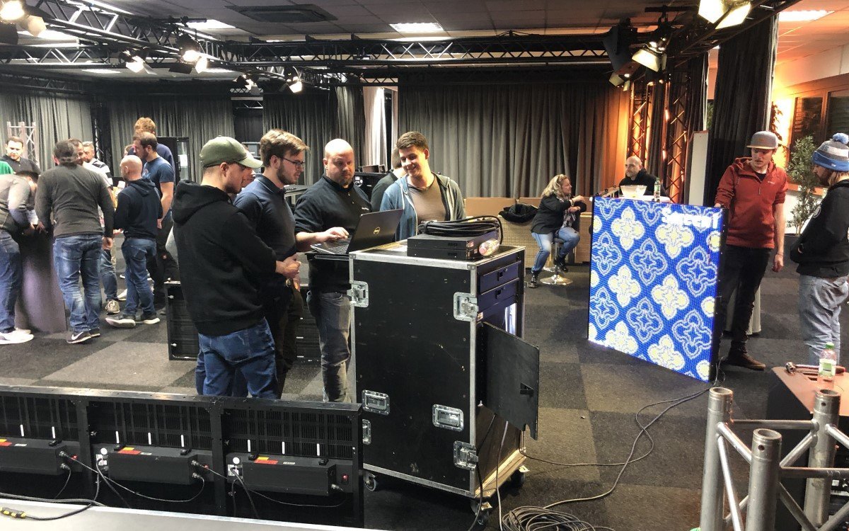 LED Safety Training bei Screen Visions