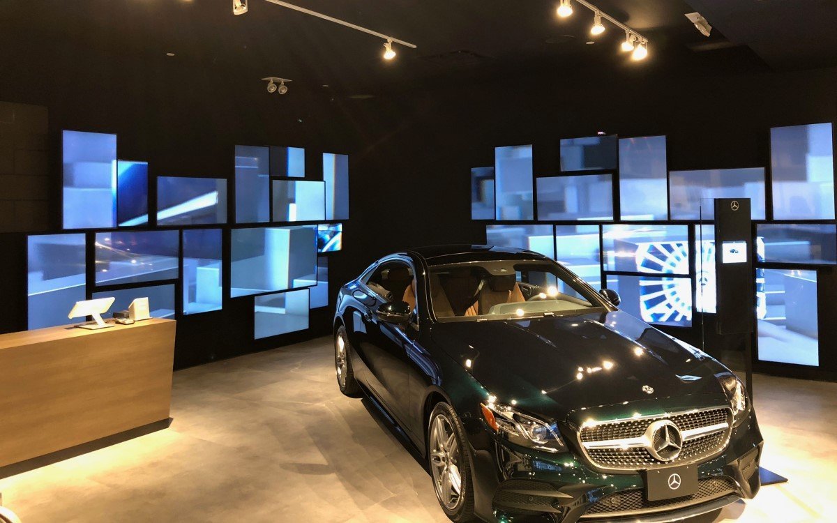 BrightSign-Player steuern 60 Digitalbildschirme in Pop-Up Stores von Mercedes-Benz (Foto: BrightSign)