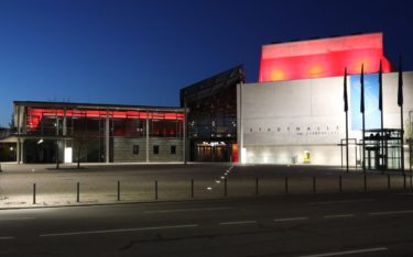 1.900 Leuchtkörper wurden von ASC auf dem Gelände der Stadthalle Tuttlingen auf LED umgerüstet (Foto: ASC)