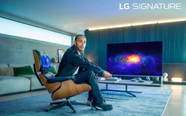 Der mehrfache F1-Weltmeister Lewis Hamilton wird neuer LG Signature Markenbotschafter für Smart Home-Lösungen (Foto: LG Electronics)