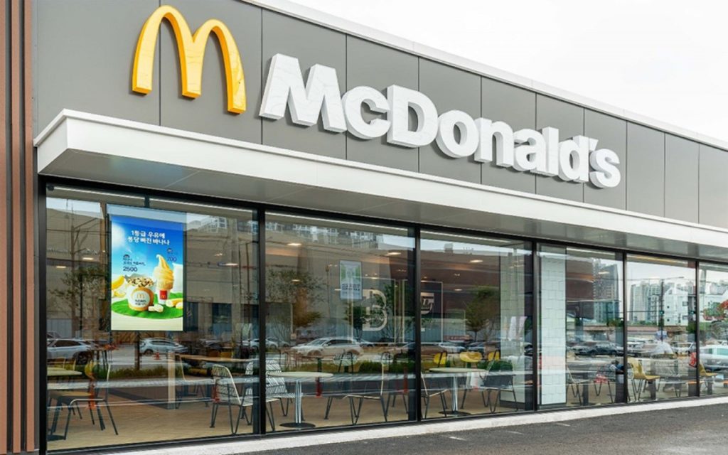 Samsung Digital Signage auf Basis von MagicInfo bei McDonalds in Korea (Foto: Samsung)