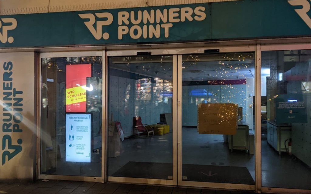 Runners Point Der Letzte macht das Licht aus invidis