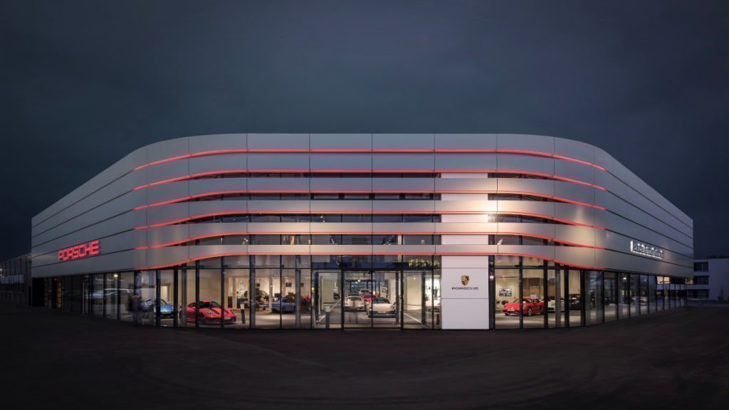 Porsche Zentrum am Dortmunder Flughafen (Foto: Porsche AG)