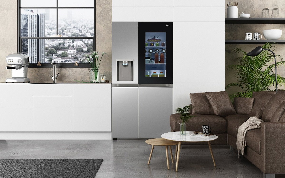 LG InstaView Kühlschrank mit Digital Signage (Foto: LG)