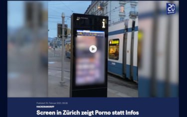 Unbekannte hacken DooH-Stele in Zürich (Screenshot 20min.ch)
