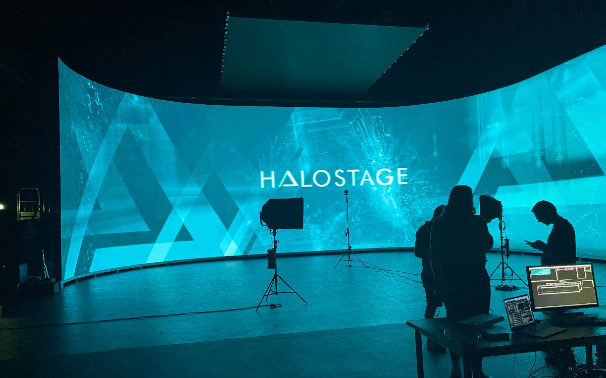 Die erste LED-Bühne steht in Babelsberg (Foto: ICT)