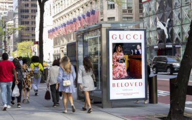 Luxus-Marken werben wieder auf DooH (Foto: JCDecaux)