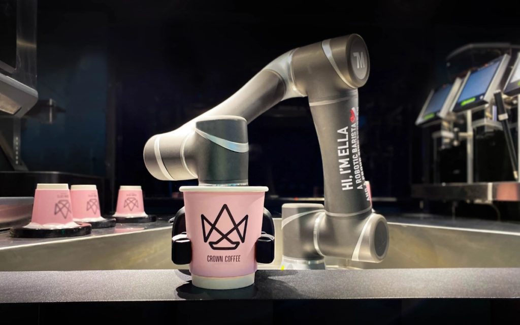 Ella Roboter Coffee Shop (Foto: Crown Digital)