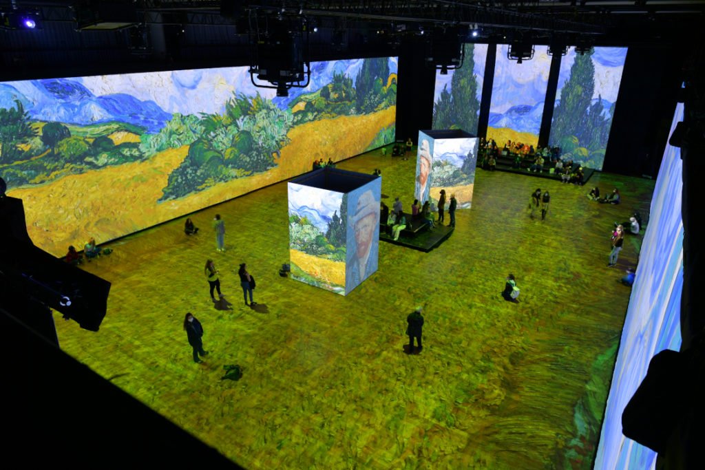 Die Impressionisten-Ausstellung in Prag nutzt Panasonic-Projektoren. (Foto: Panasonic)