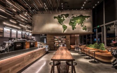 Die "Greener Stores" von Starbucks sind auf einen nachhaltigeren Betrieb ausgelegt. (Foto: Starbucks)