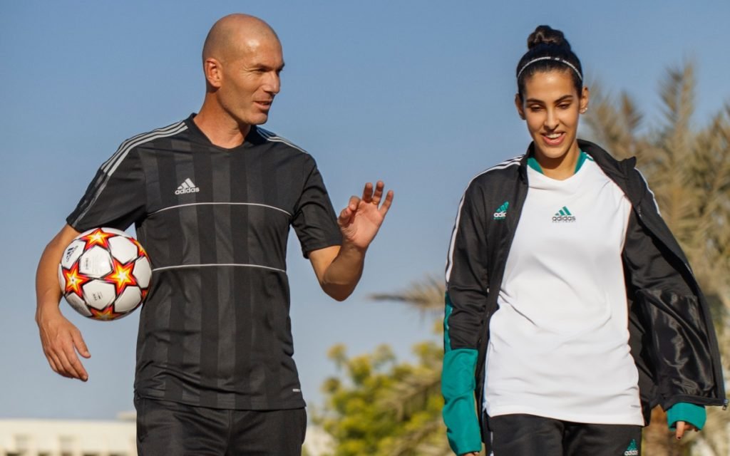 Zinedine Zidane und Nouf Al Anzi (Foto: Adidas)